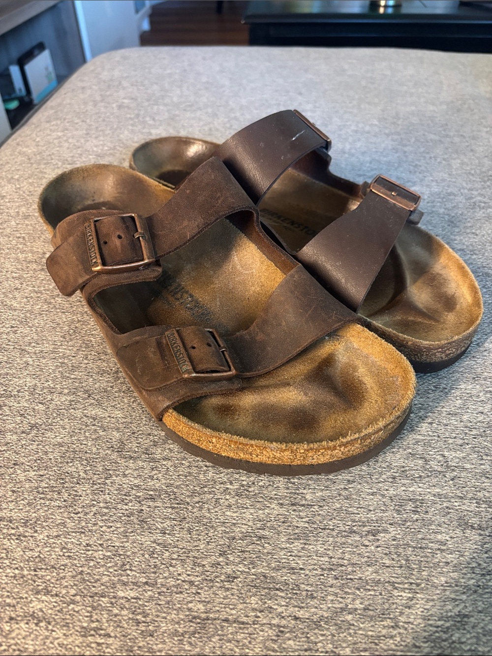 Birkenstock Arizona Sandals *READ DESCRIPTION